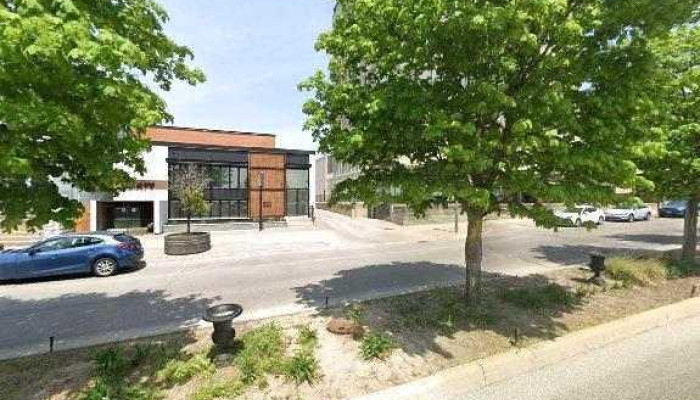 Evergreen Wellness Studio -    Massage Chiropractic Care Physiotherapy Naturopath Yoga Meditation Street View 360deg - Barrie