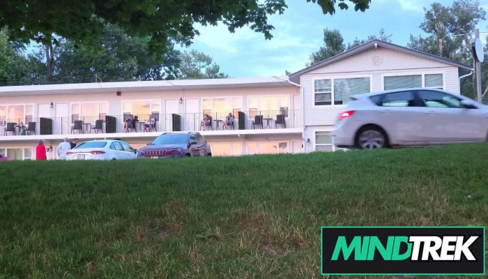 Lakeside Inn -  Videos - Orillia