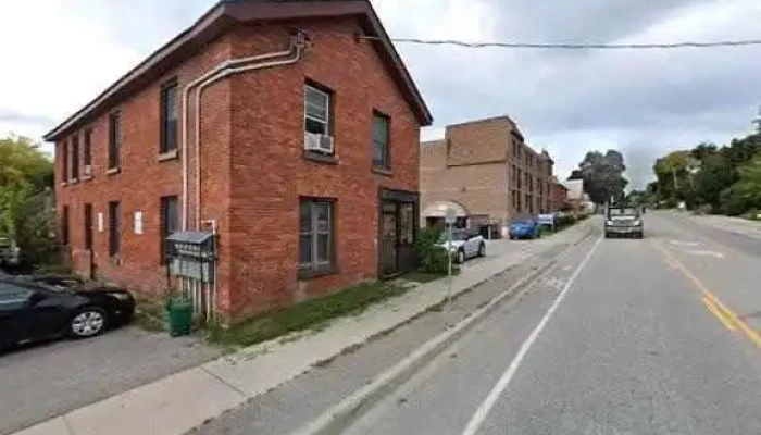 Melissa White Fitnesspostpartum Coach Street View 360deg - Orillia