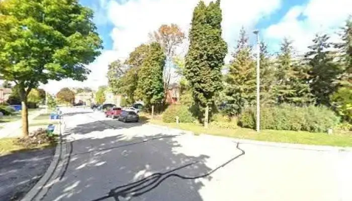 Young Sprouts Therapy -  Street View 360deg - Thornhill
